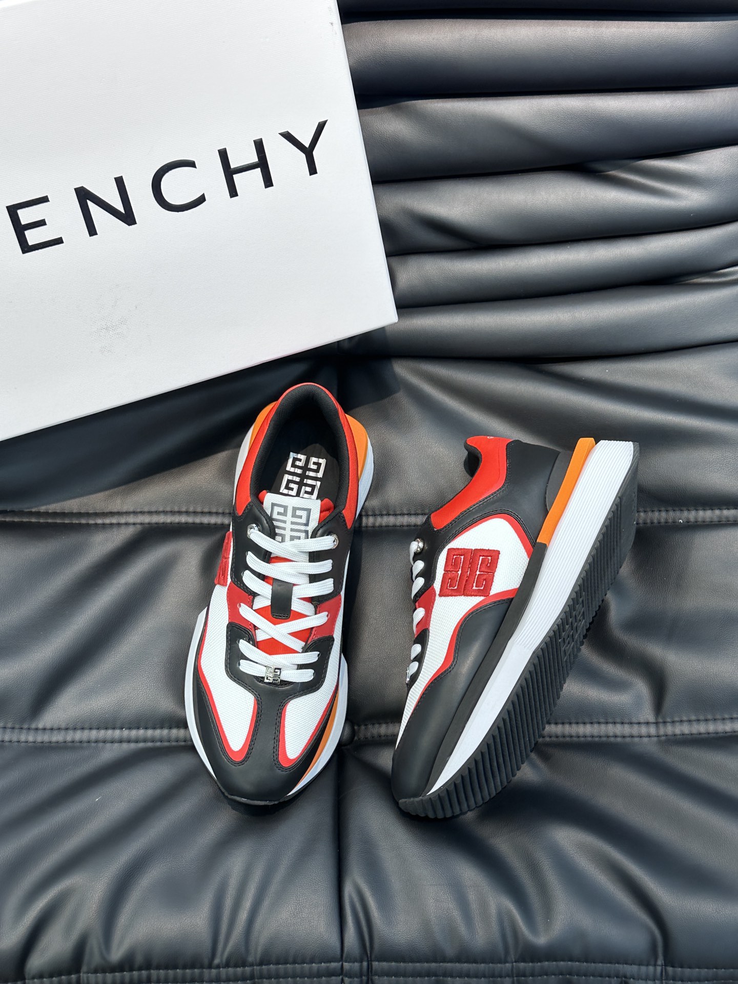 Givenchy sz38-45 83